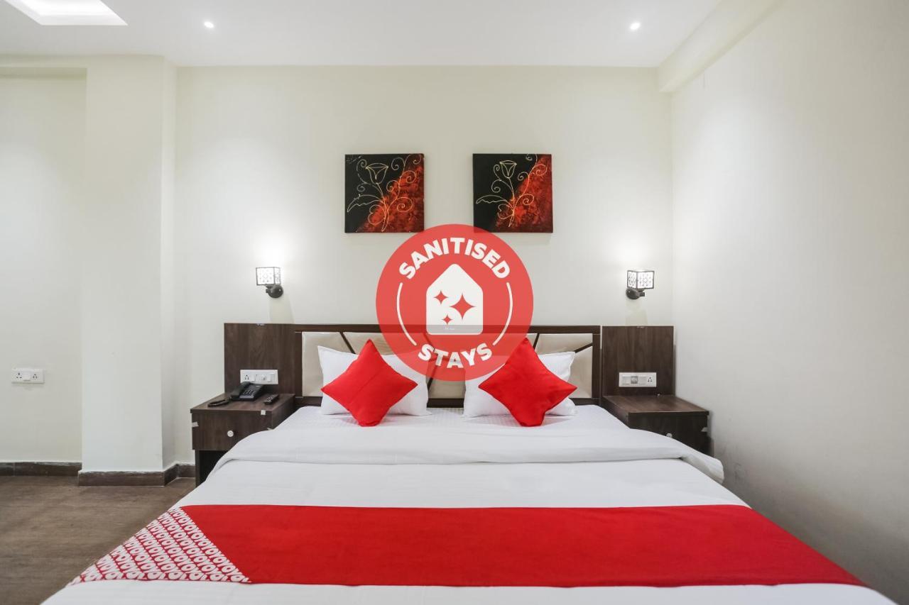 OYO 63134 Hotel Red Queen Raigarh Exterior foto